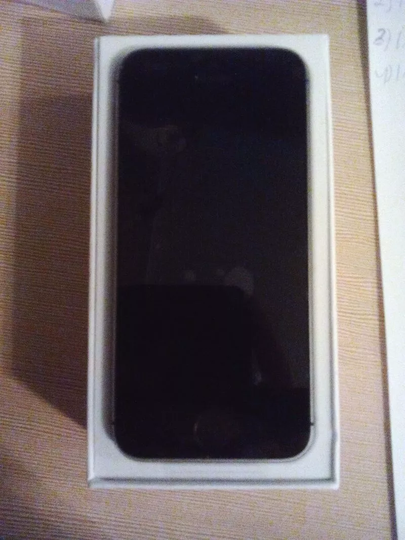 iPhone  5 S,   на 16 GB 2