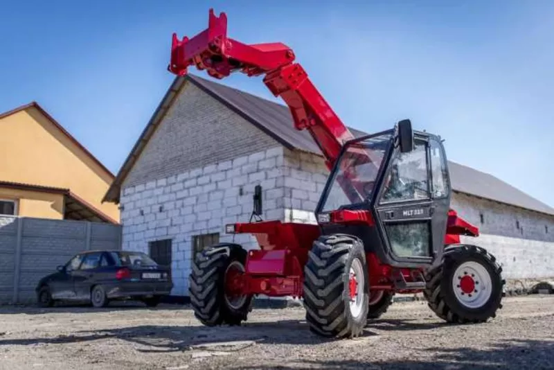 Погрузчик телескопический Manitou MLT626 New Holland JCB