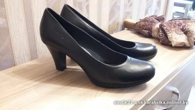 женские классические туфли Tamaris новые 2
