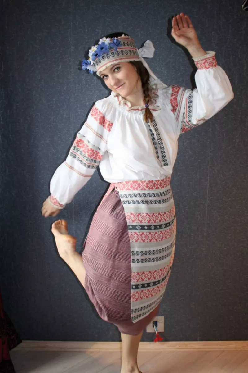 школьницы СССР, белорусы, пираты, казаки-сценические костюмы