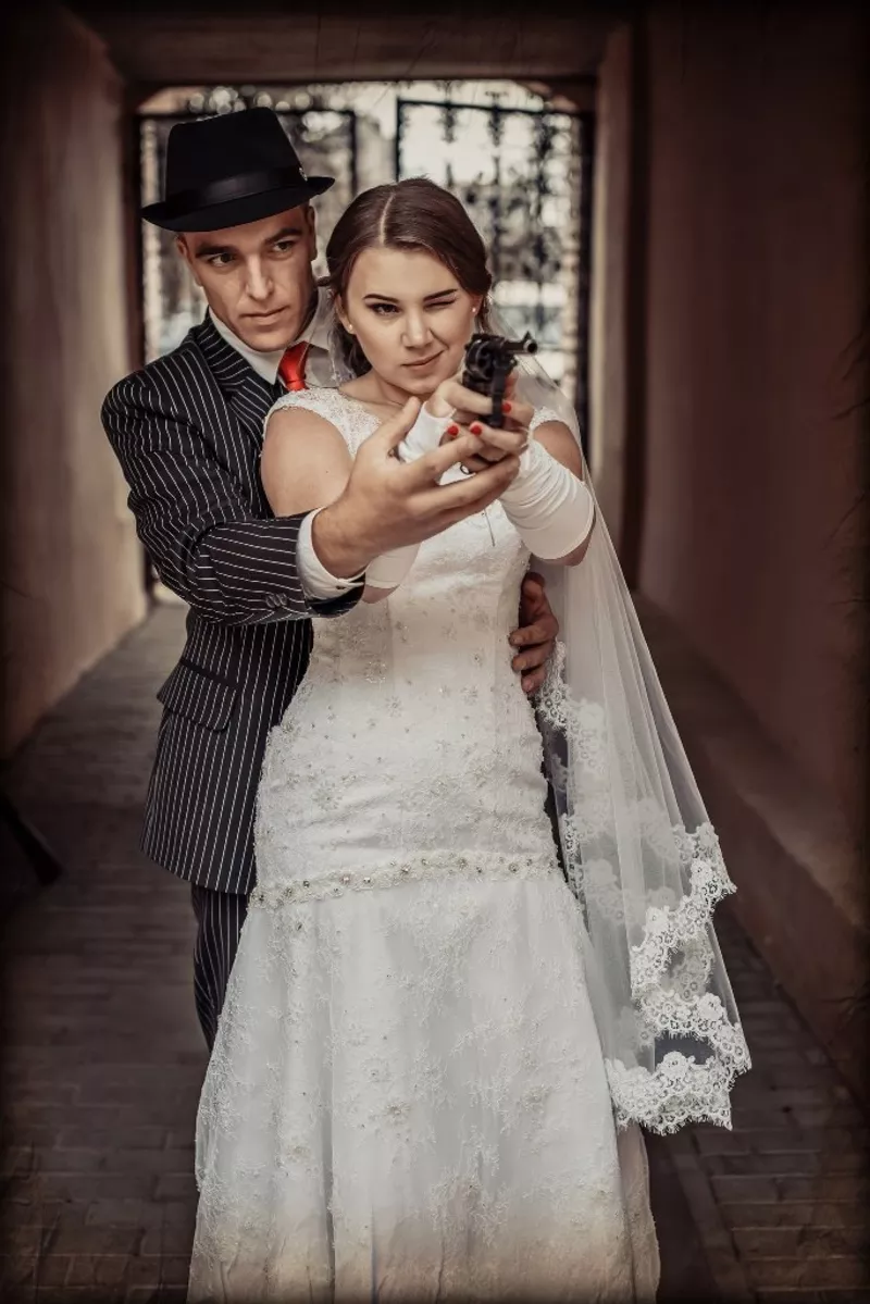 Свадебное кружевное платье со шлейфом 3