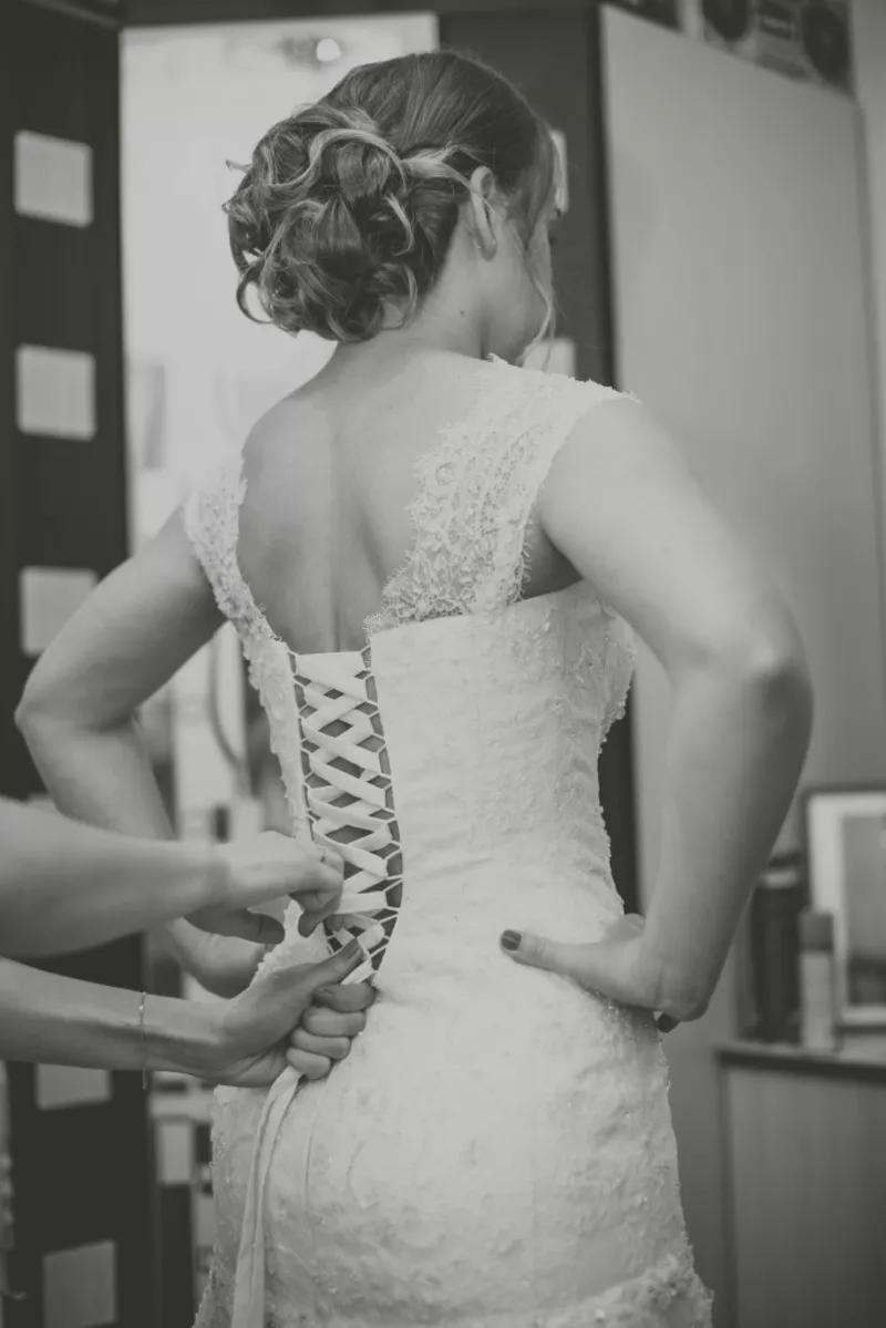 Свадебное кружевное платье со шлейфом 5