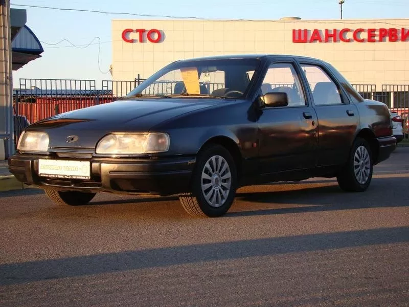 Автомобиль Ford Sierra 1.8 5