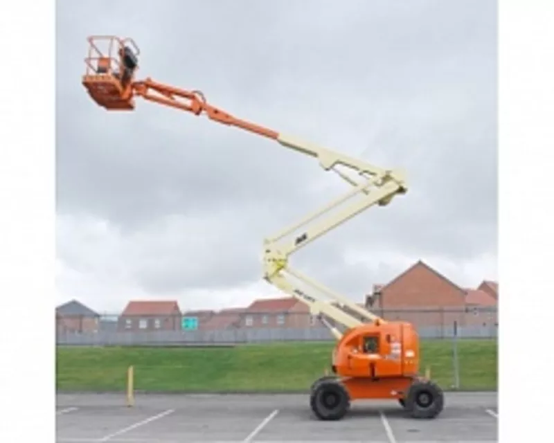 Самоходный подъемник JLG 450AJ