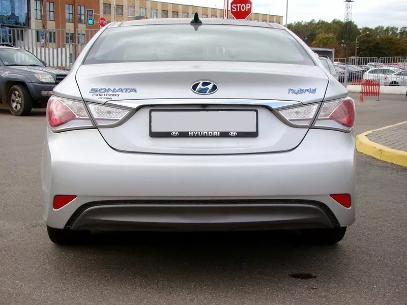 Максимально укомплектованная Hyundai Sonata Hybrid 3