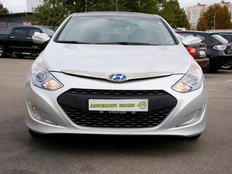 Максимально укомплектованная Hyundai Sonata Hybrid 4