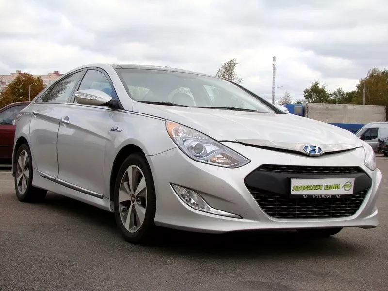 Максимально укомплектованная Hyundai Sonata Hybrid 11