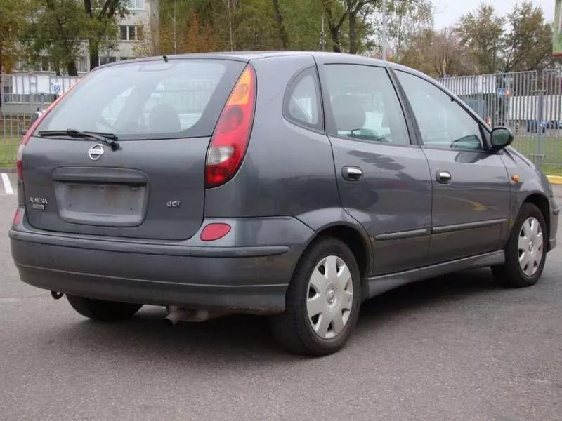 Nissan Almera Tino 2.2 dCi 3