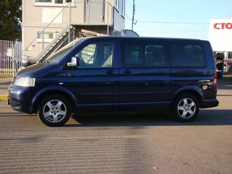 Микроавтобус пассажирский Volkswagen T5 Multivan 2