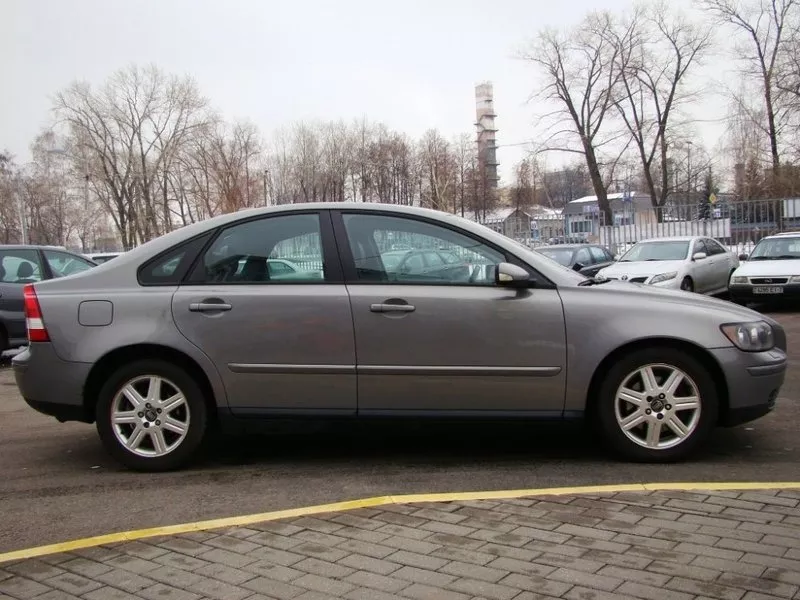 Роскошный Volvo S40 2.4 i