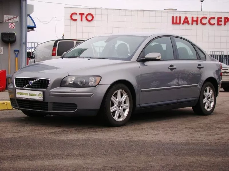 Роскошный Volvo S40 2.4 i 4