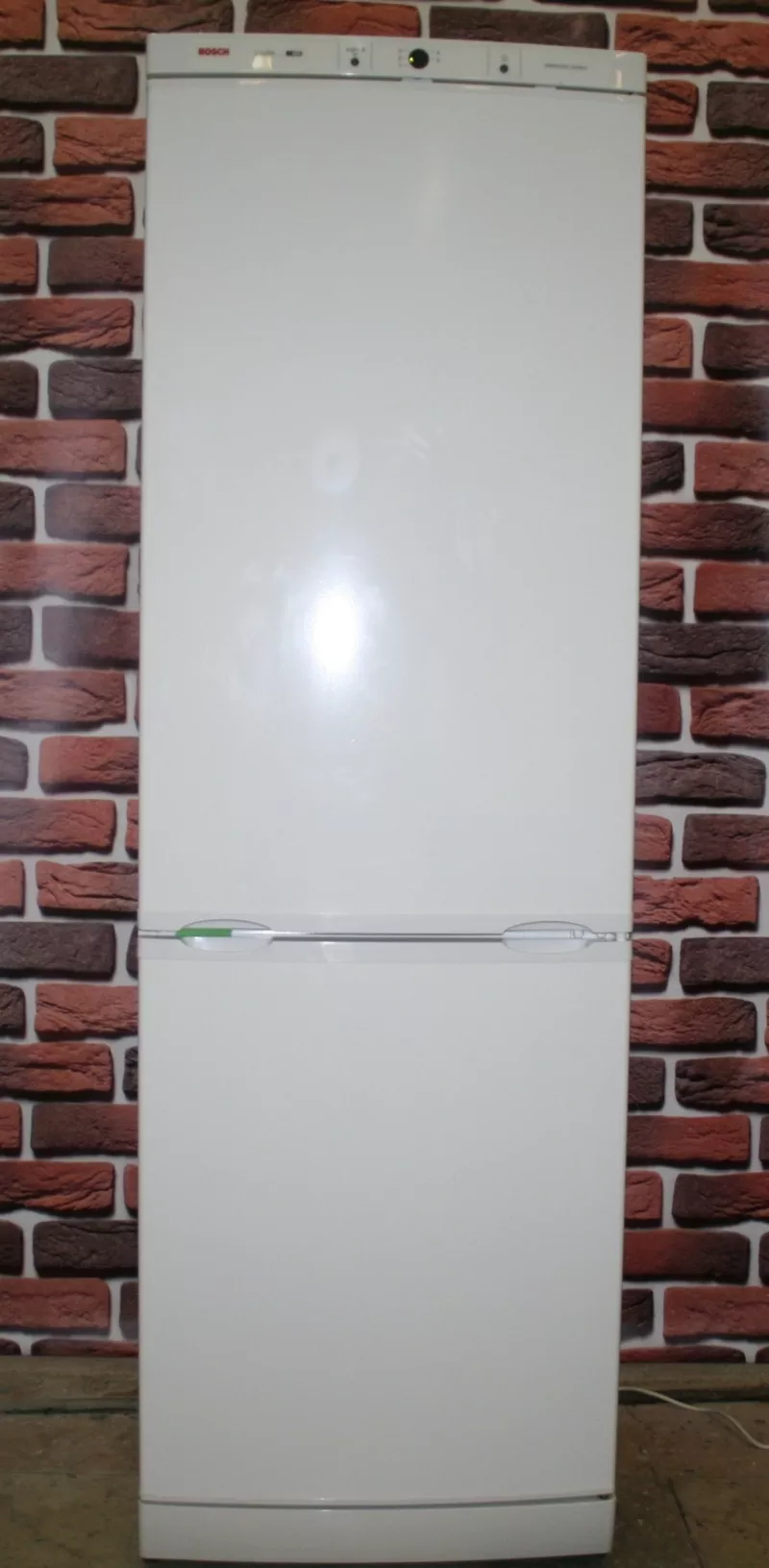 Холодильник Bosch KGV 36305