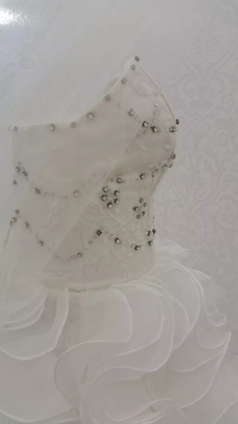  Свадебное платье итальянского бренда Malinelli 7