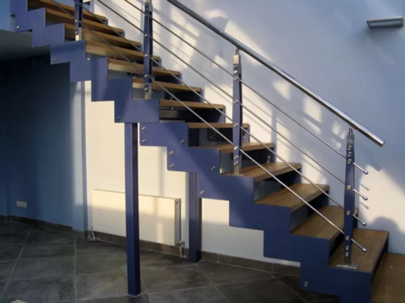 Изготовим металлические лестницы любой сложности
