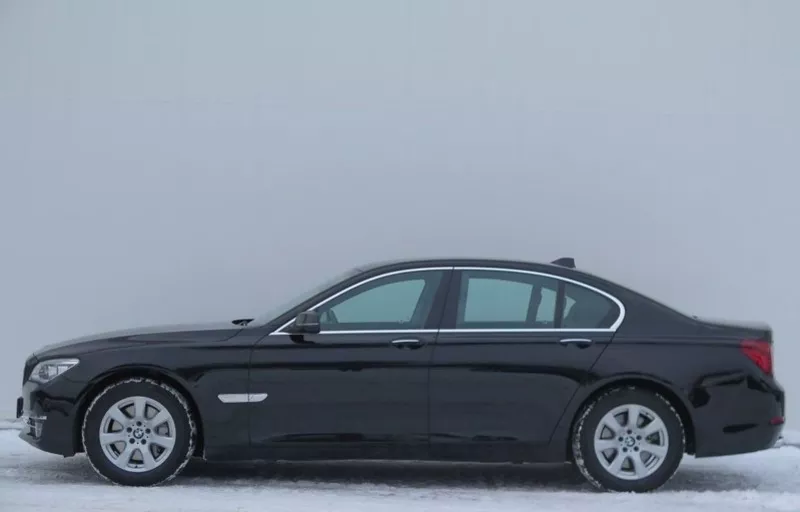 Прокат авто с водителем в Минске.  BMW 7 F02 Long. 6