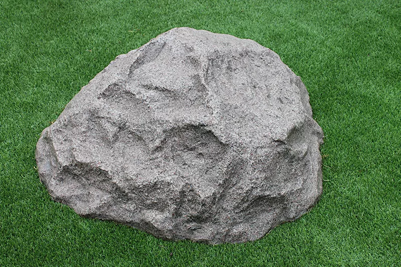 Камни-валуны,  декоративный камень для ландшафта