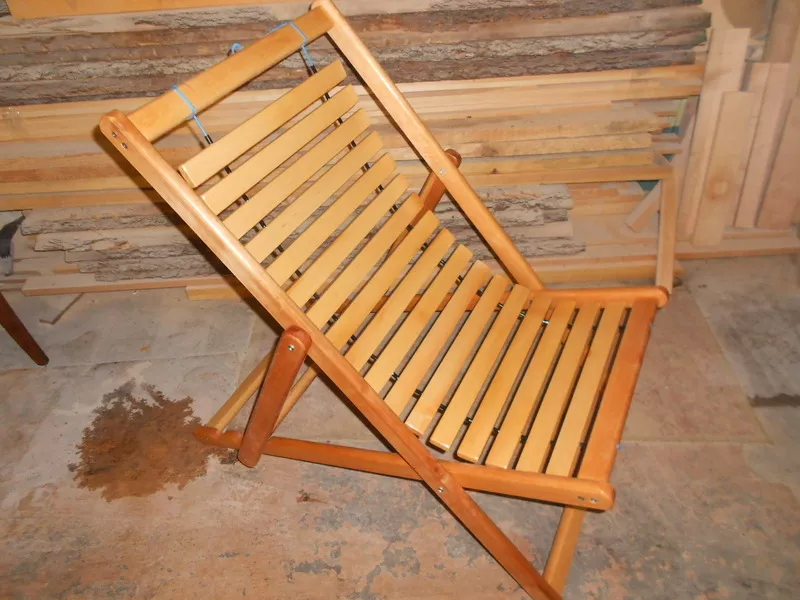 Складные стулья и шезлонги деревянные
