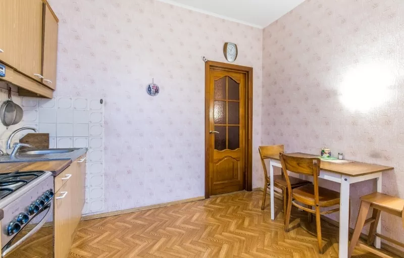 3-комнатная квартира в сталинском доме на Долгобродской 11 7