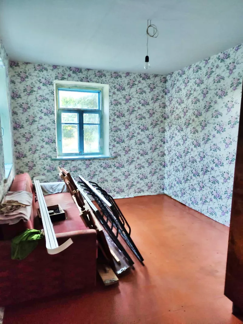 Продам кирпичный дом в д. Бадежи,  86 км от Минска,  13 км. от г. Копыль. 9