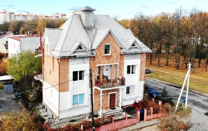 Продается 3-этажный коттедж с мебелью в Минске